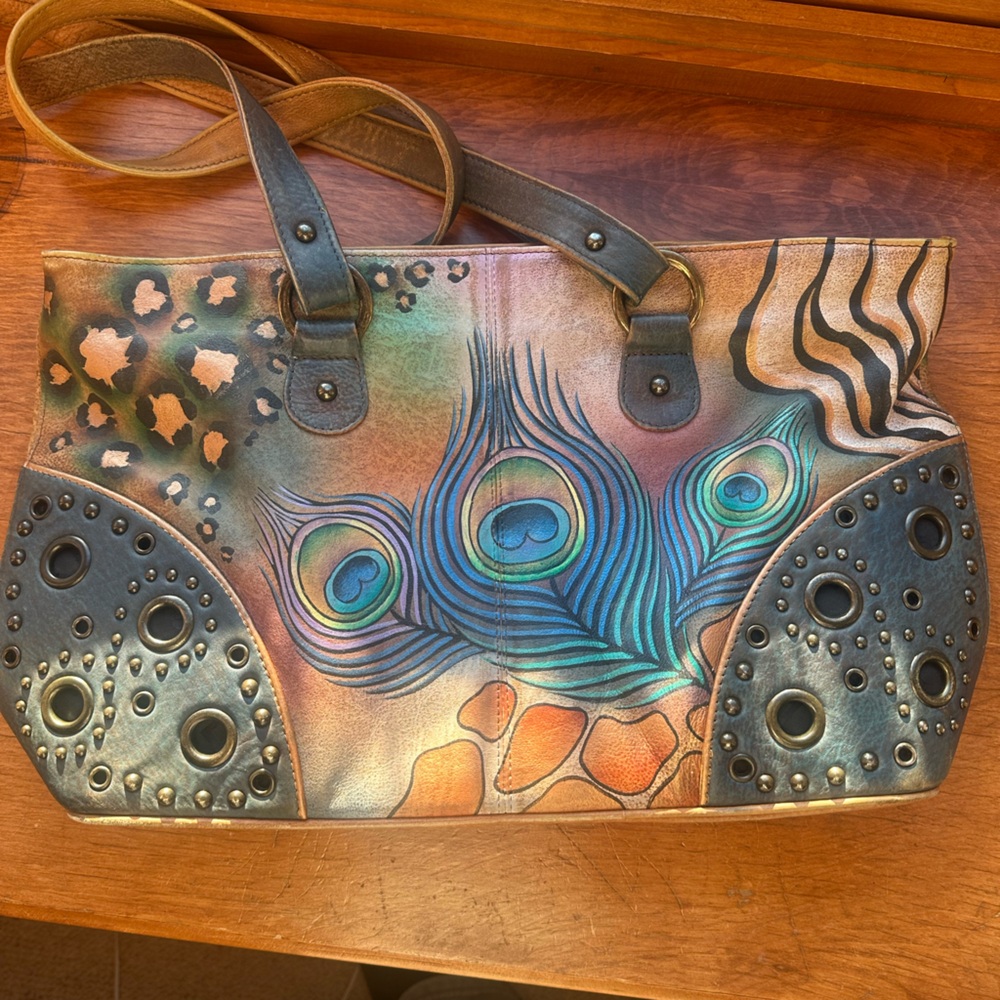Anushcka Tote Shoulder Genuine Leather